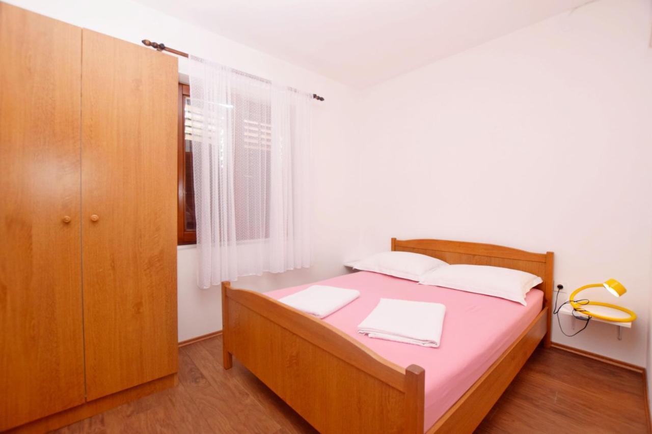 Apartments Keti Nin Luaran gambar