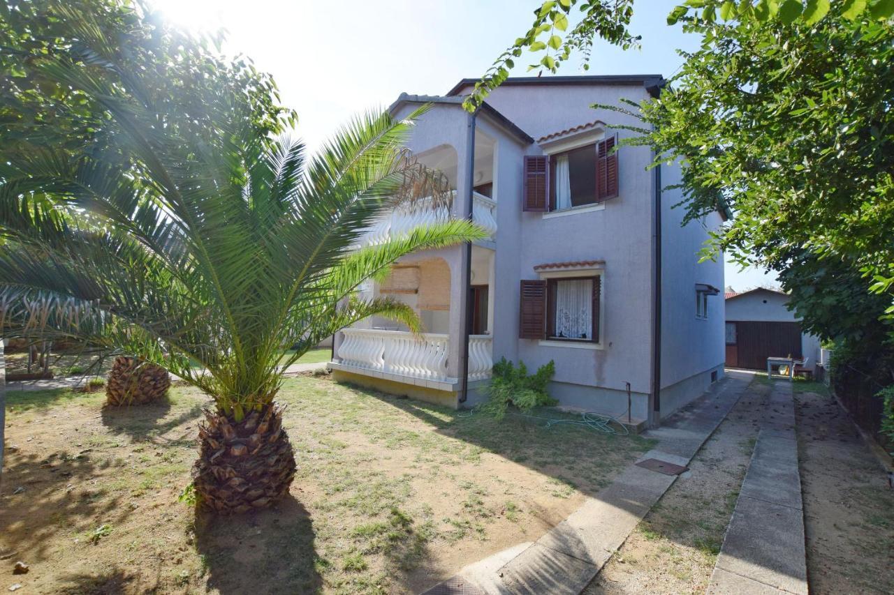 Apartments Keti Nin Luaran gambar